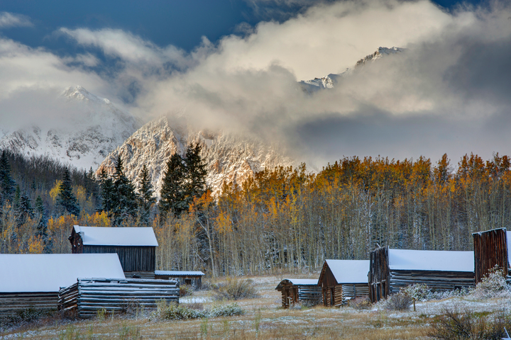 Scenic Ghost Town 