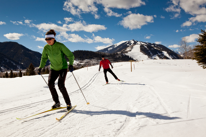 Cross-country skiers enjoying the groomed nordic trails in Aspen.